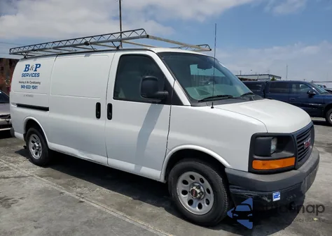 2013 GMC Savana G1500 из США, поврежденный, VIN 1GTS7AFX0D1134456
